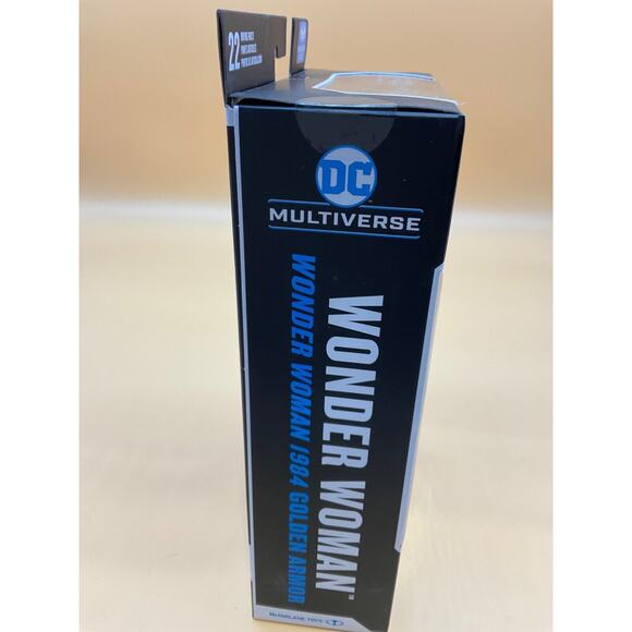 DC Comics Wonder Woman 1984 Gold Armor 7" Action Figure with Wings & Stand - Picture 4 of 5